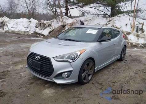 2015 Hyundai Veloster Turbo z USA, uszkodzony, nr VIN KMHTC6AE0FU226523
